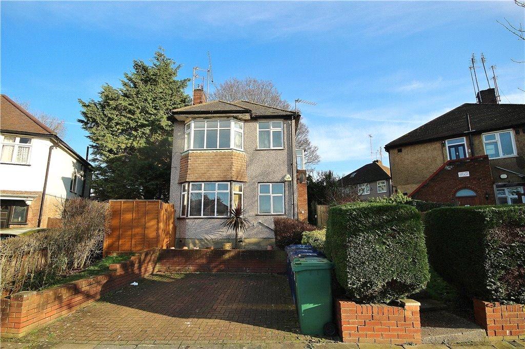 Rugby Avenue, Greenford, UB6 2 bed £1,500 pcm (£346 pw)
