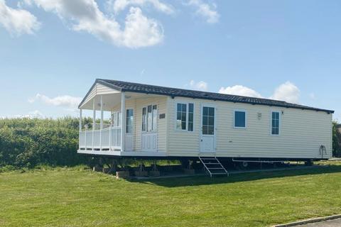 2 bedroom static caravan for sale, Beacon Road, Trimingham NR11