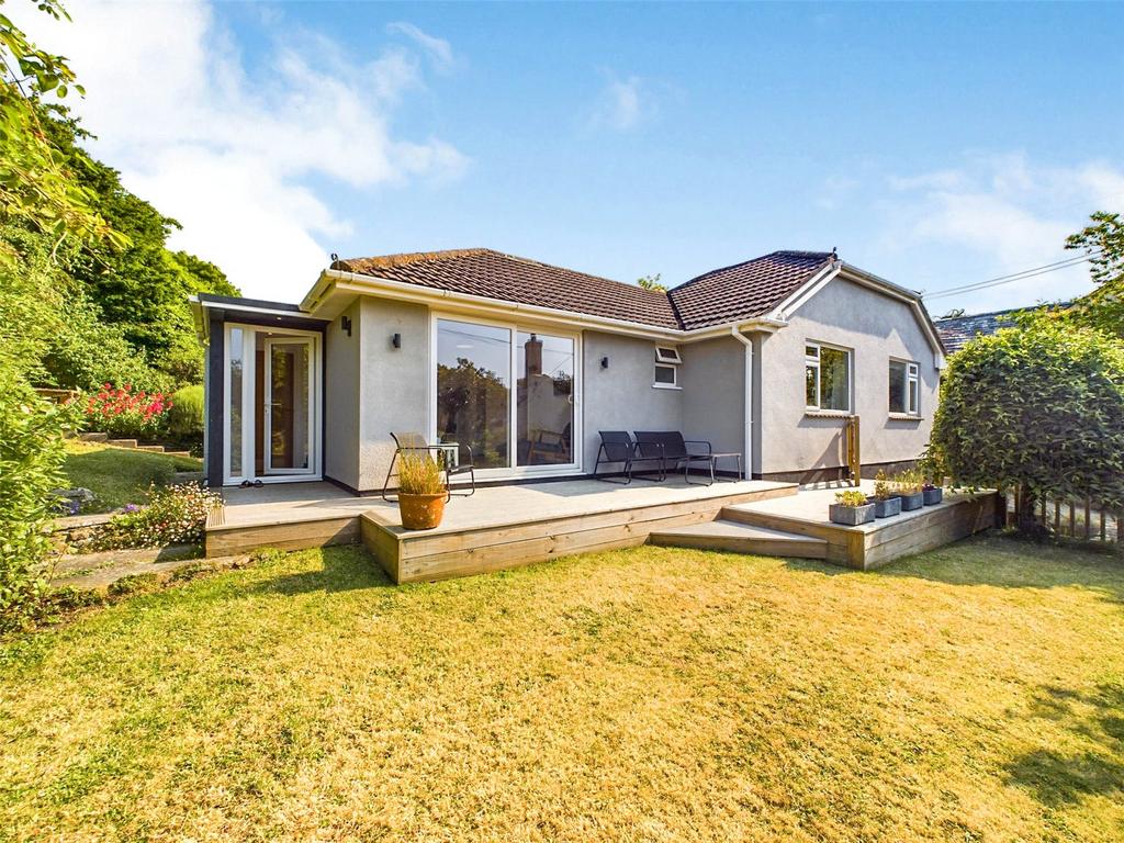 Stratton, Bude 3 bed bungalow to rent £1,300 pcm (£300 pw)