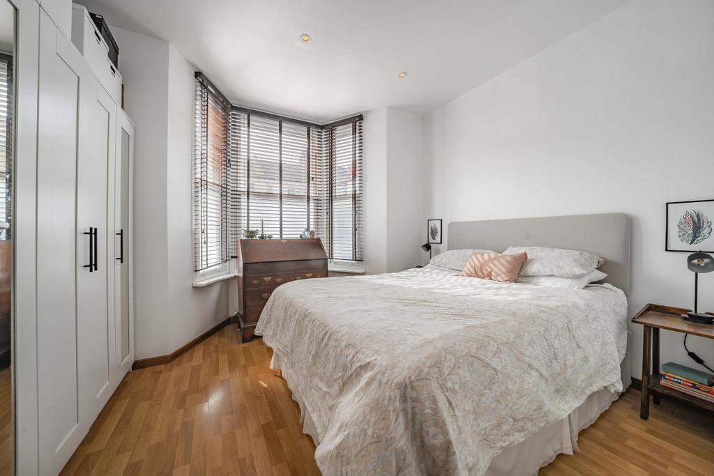 Himley Road, Tooting 2 bed for sale £500,000