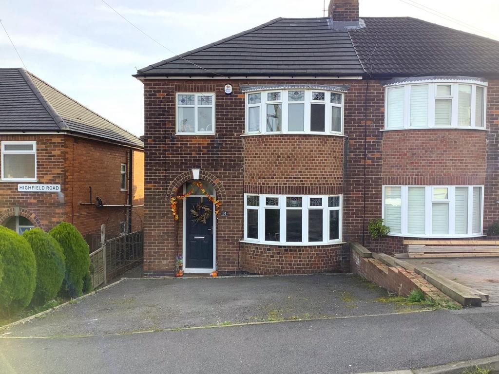 Highfield Road, Swadlincote, DE11 3 bed semidetached house for sale