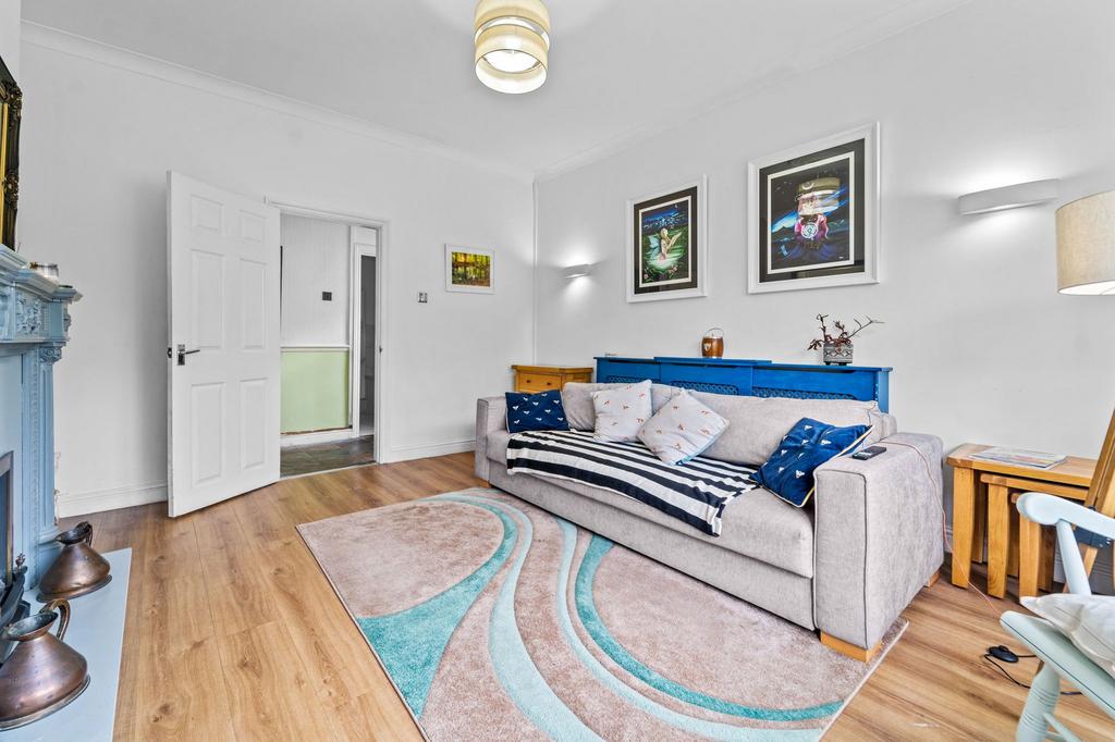 Christchurch Road, Newport, NP19 4 bed semidetached house for sale £