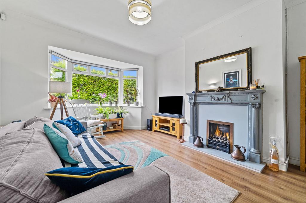 Christchurch Road, Newport, NP19 4 bed semidetached house for sale £