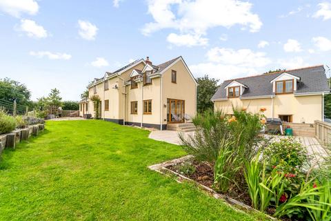 4 bedroom detached house for sale, Usk Road, Caerleon, NP18