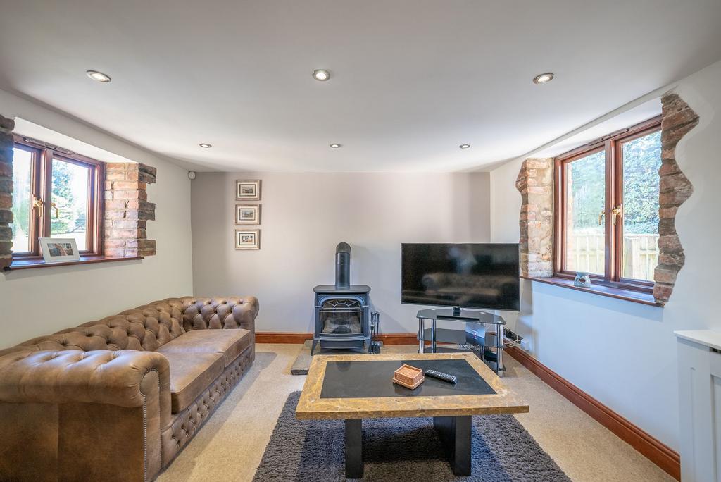 Lounge / Snug