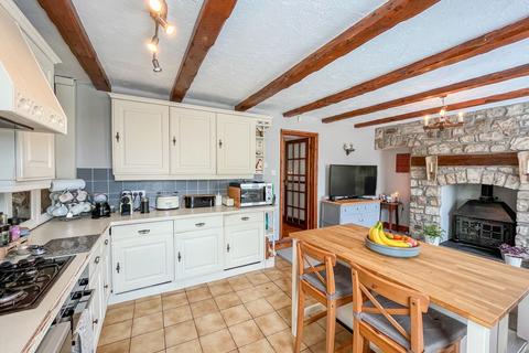 6 bedroom cottage for sale, The Garw, Croesyceiliog, NP44
