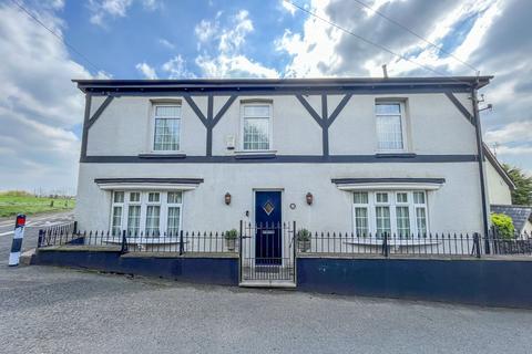 6 bedroom cottage for sale, The Garw, Croesyceiliog, NP44