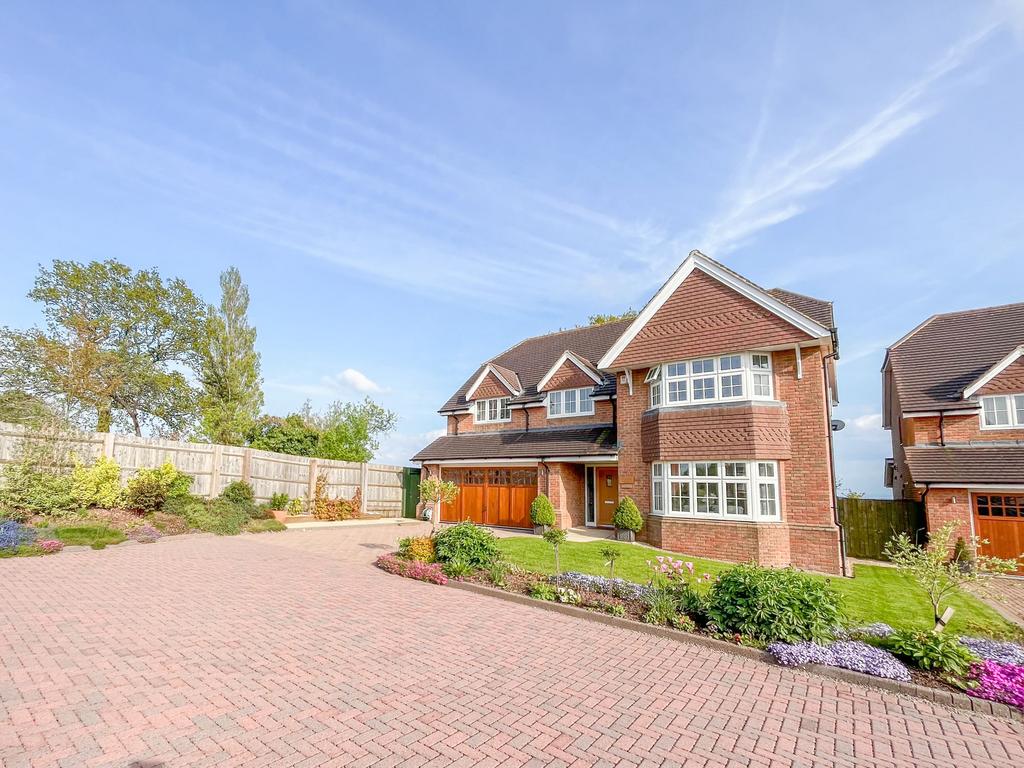Oakridge, 232C OFF Christchurch Road, Newport 5 bed detached house for