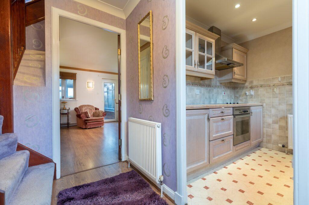 Newford Grove, Clarkston 3 bed semidetached villa for sale £215,000