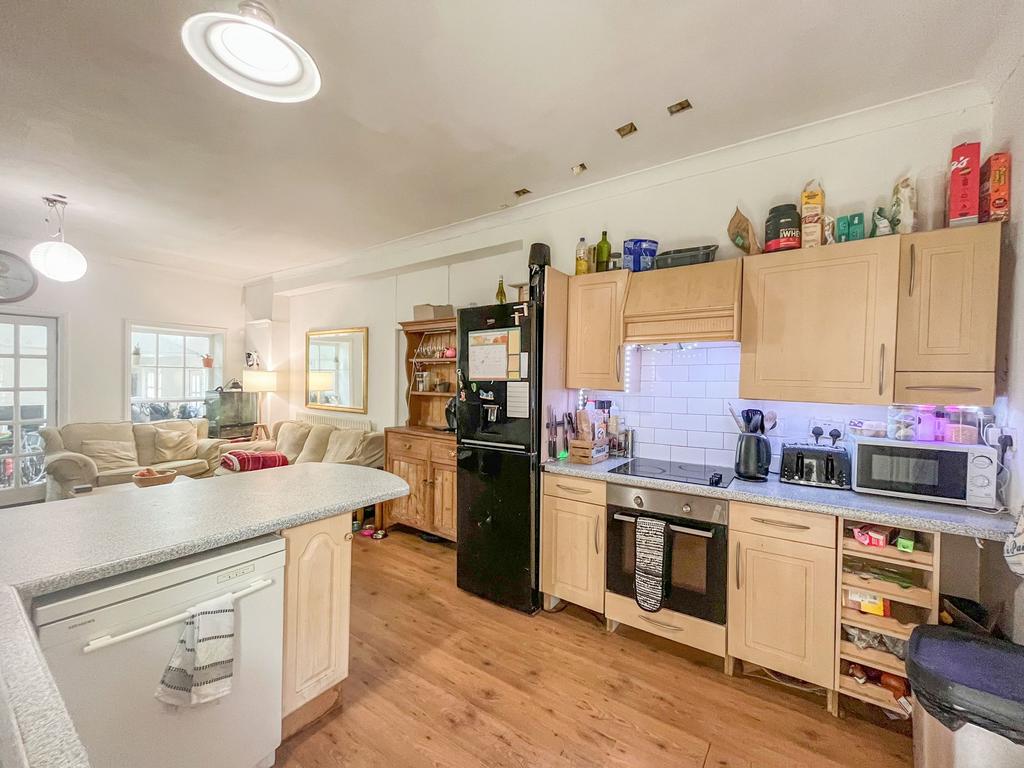 Annexe 1 Kitchen