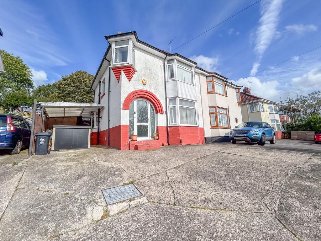 Cefn Road, Rogerstone, NP10 3 bed semidetached house for sale £320,000