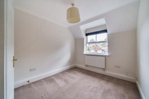 33a Copse Road, Cobham, KT11 2TN