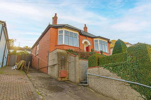 3 bedroom detached bungalow for sale, Caerleon Road, Newport, NP19