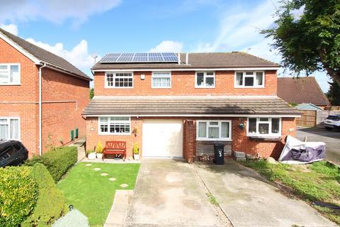 3 bedroom semi-detached house for sale, Spencer Close, Bridgwater TA6