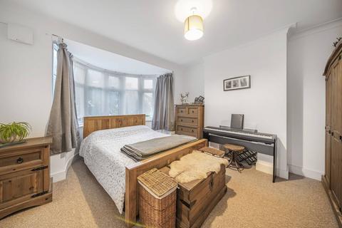 2 bedroom maisonette for sale, Holders Hill Crescent, Mill Hill, London, NW4