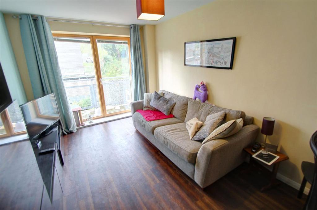 Friars Wharf, Green Lane, Gateshead, NE10 2 bed apartment £875 pcm (£