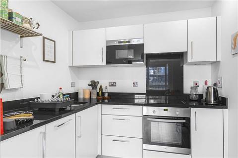 2 bedroom penthouse for sale, Roseberry Place, London, E8