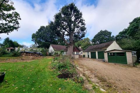 3 bedroom detached bungalow for sale - MILL LANE, TITCHFIELD