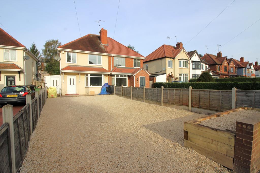 Wolverhampton Road, Kidderminster, DY10 3 bed house for sale £235,000