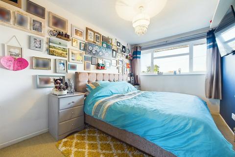 8 Jacomb Drive, Lower Broadheath, Worcester, WR2 6SG