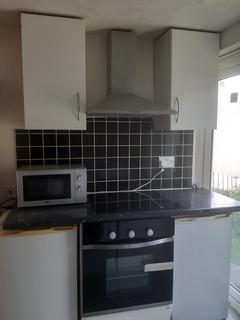 1 bedroom flat to rent, Wanstead Park Road, Ilford, IG1