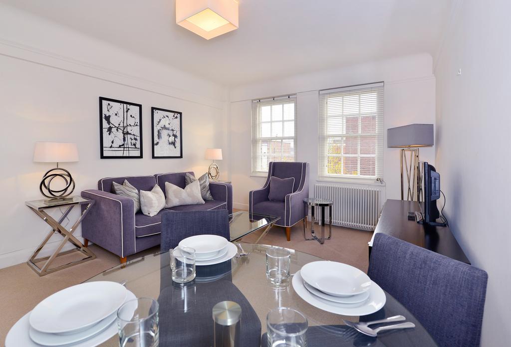 Two Bedrooms Flat to Rent in Chelsea