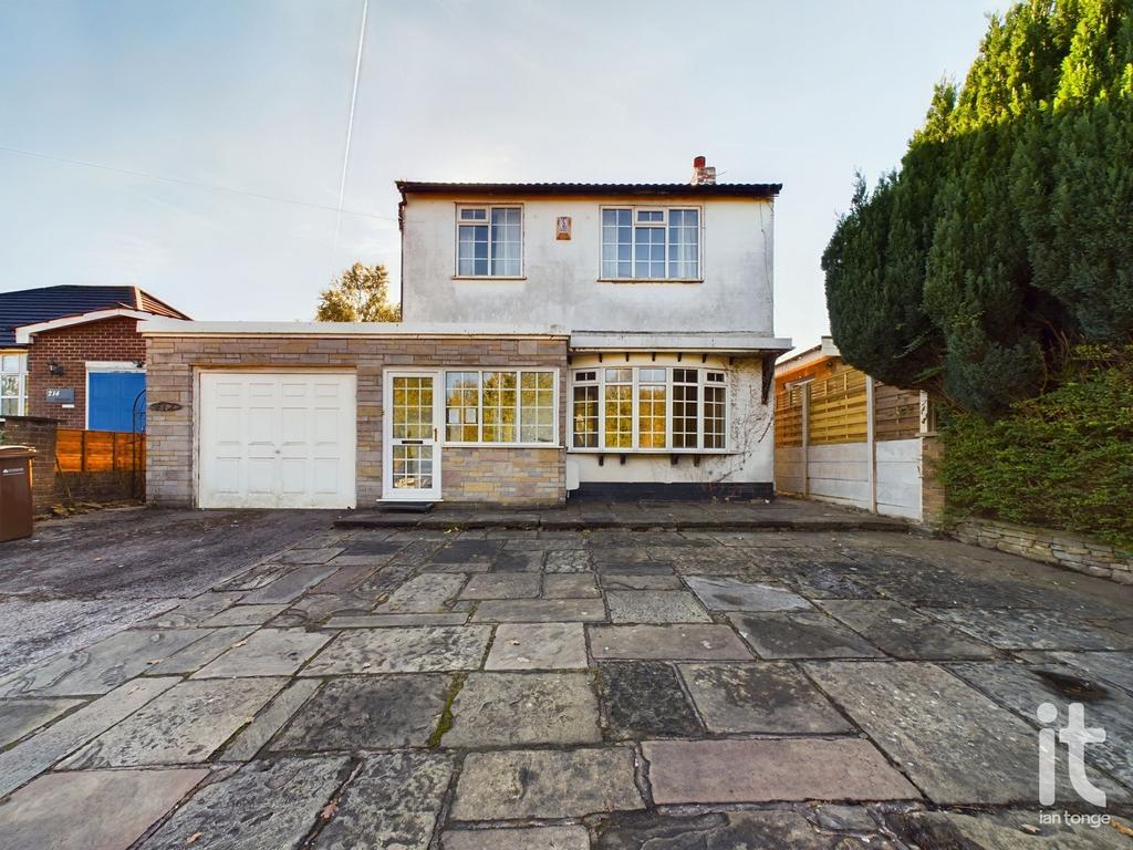 Marple Road, Stockport, SK2 3 bed detached house for sale £350,000