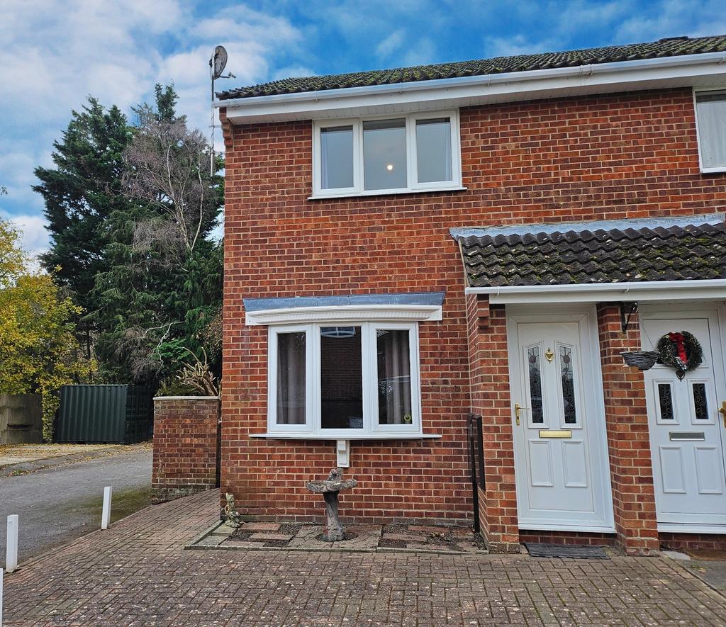 Monarch Way, West End, Southampton 2 bed end of terrace house for sale £265,000