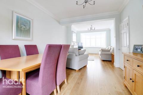 22 Windsor Road, Hornchurch, RM11 1PD