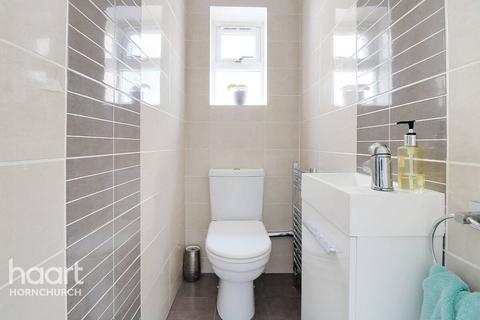 22 Windsor Road, Hornchurch, RM11 1PD