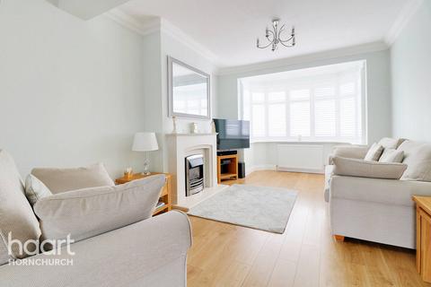 22 Windsor Road, Hornchurch, RM11 1PD
