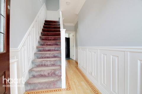 22 Windsor Road, Hornchurch, RM11 1PD