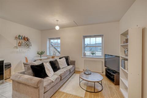 2 bedroom apartment for sale - Rumbush Lane, Shirley, Solihull, B90 1GA