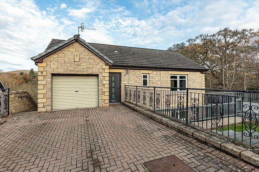 3 William Law Gardens, Galashiels TD1... 5 bed detached house £335,000