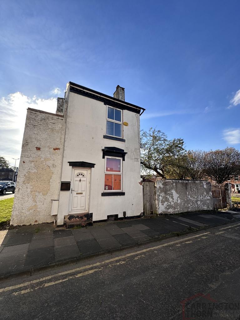 Bratt Street, West Bromwich, West... 3 bed detached house £950 pcm (£