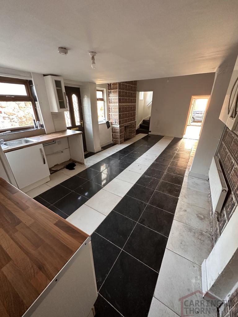 Bratt Street, West Bromwich, West... 3 bed detached house £950 pcm (£