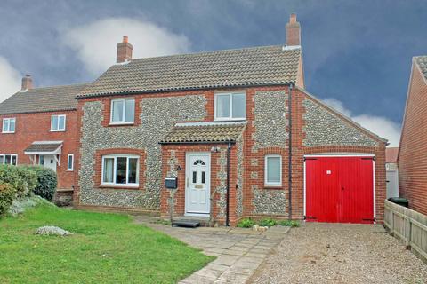 2 bedroom detached house for sale, Marryats Loke, Langham NR25