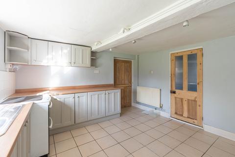 4 bedroom cottage for sale, Weald, Bampton, OX18