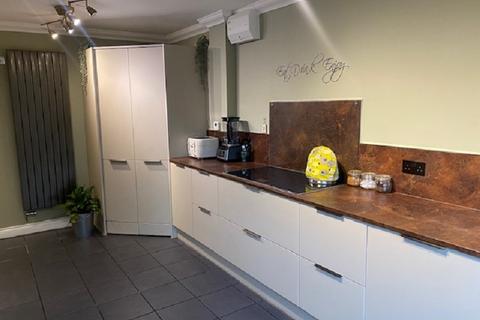 4 bedroom detached house for sale - Clare Road, Ystalyfera, Swansea.