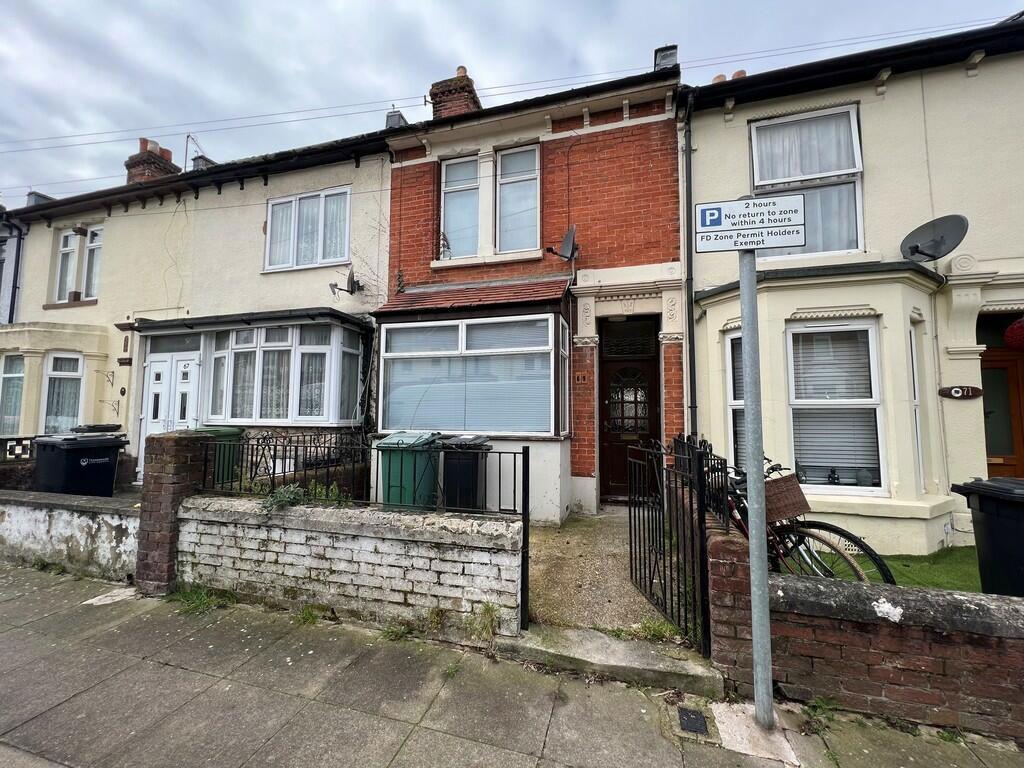 North End Grove, Portsmouth... 3 bed terraced house £220,000