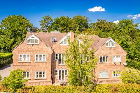 2 bedroom apartment for sale, The Penthouse, Goring on Thames, RG8