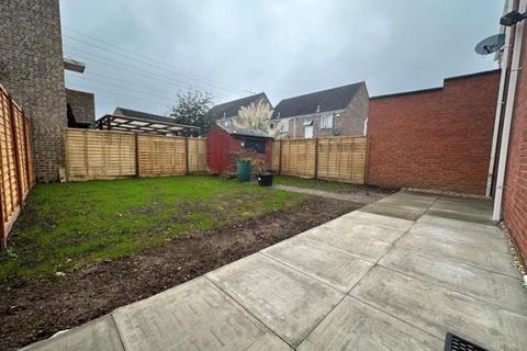 4 bedroom link detached house to rent, Slough,  Berkshire,  SL2