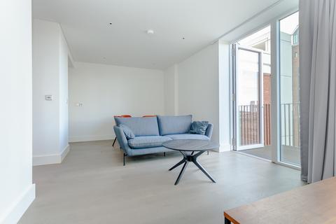 1 bedroom flat to rent - Gartons Way, London SW11