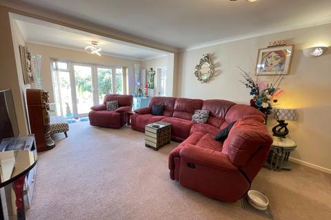355 Ashcroft Road, Luton, LU2 9AF
