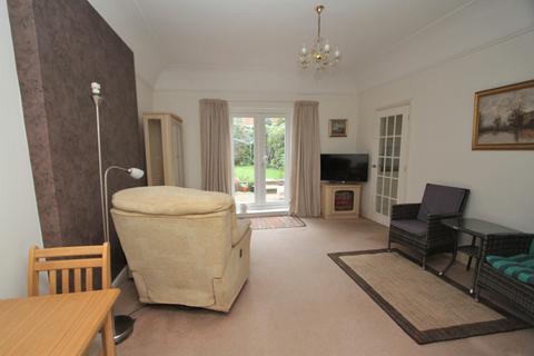 1 bedroom semi-detached bungalow for sale, Chesterfield Road, Eastbourne BN20
