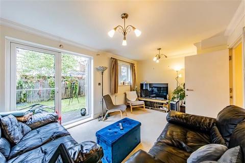 3 bedroom end of terrace house for sale - Justin Place London N22