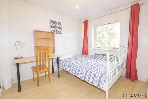 1 bedroom flat for sale, London, E14