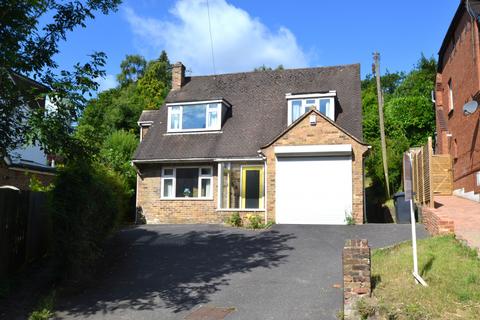 4 bedroom detached house for sale, Station Road, Amersham