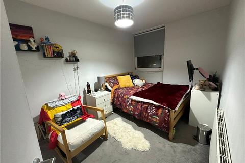 2 bedroom apartment to rent, Mursell Estate, London, SW8