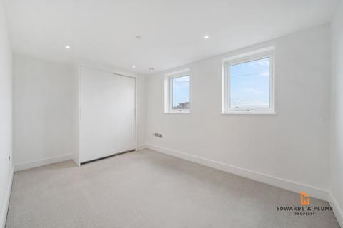 2 bedroom apartment for sale, Western Gateway, London E16